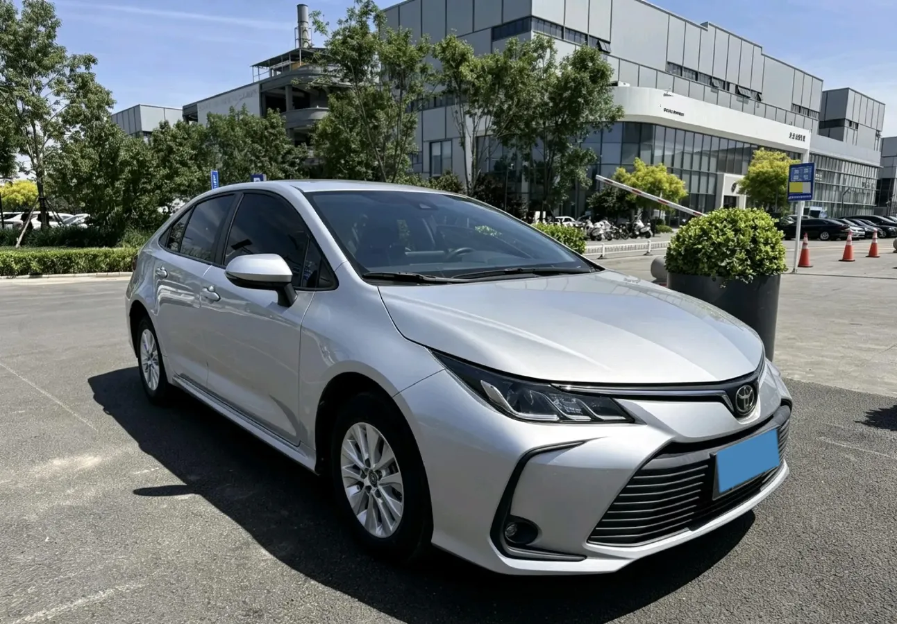 2022 Toyota Corolla 1.2T 116HP L4 CVT,autocango,china used car exporter,china ev exporter,chinese used car exporter,chinese used ev exporter