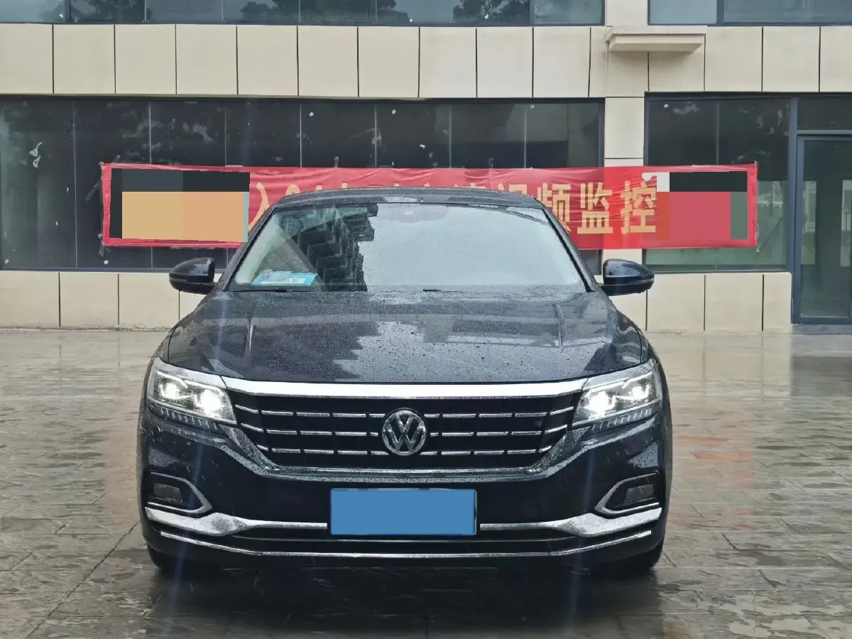 2019 Volkswagen Passat 2.0T 220HP L4 7DCT,autocango,china used car exporter,china ev exporter,chinese used car exporter,chinese used ev exporter