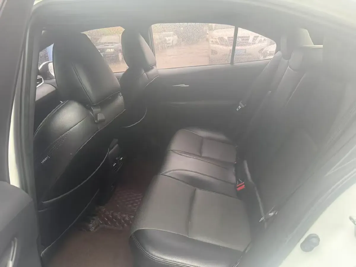 2022 Toyota Levin 1.8L 98HP L4 E-CVT Hybrid,autocango,china used car exporter,china ev exporter,chinese used car exporter,chinese used ev exporter