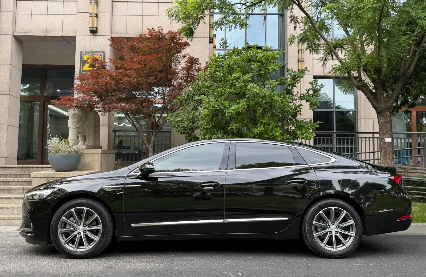 2022 Buick Larcosse 2.0T 237HP L4 9AT,autocango,china used car exporter,china ev exporter,chinese used car exporter,chinese used ev exporter
