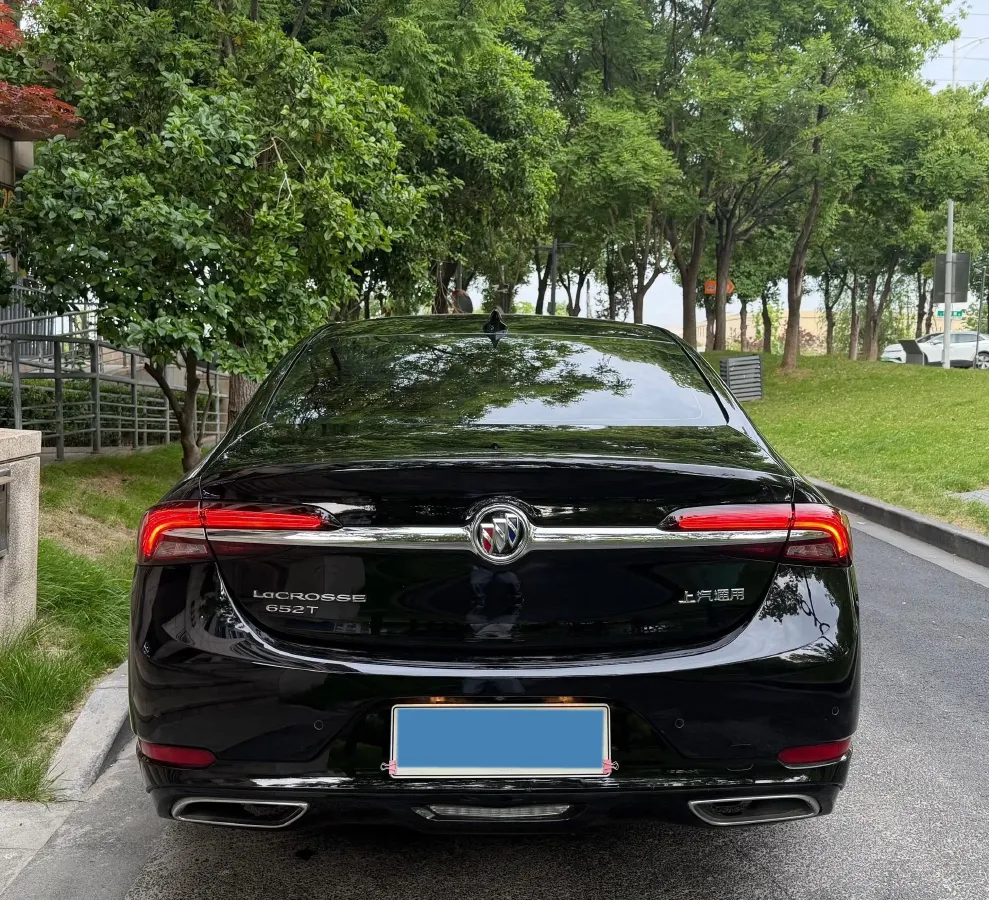 2022 Buick Larcosse 2.0T 237HP L4 9AT,autocango,china used car exporter,china ev exporter,chinese used car exporter,chinese used ev exporter