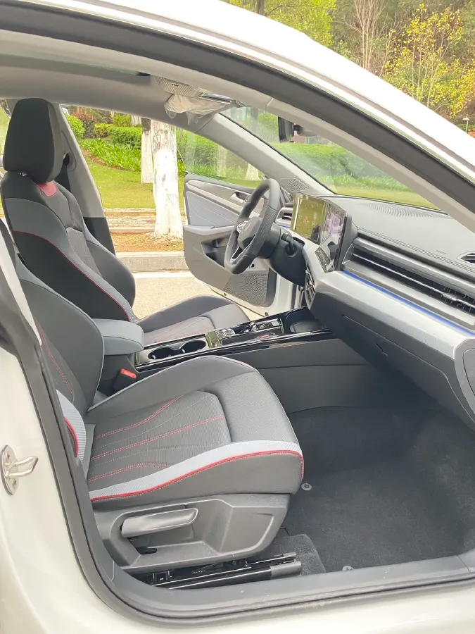 2023 Volkswagen Lamando 1.4T 150HP L4 7DCT,autocango,china used car exporter,china ev exporter,chinese used car exporter,chinese used ev exporter
