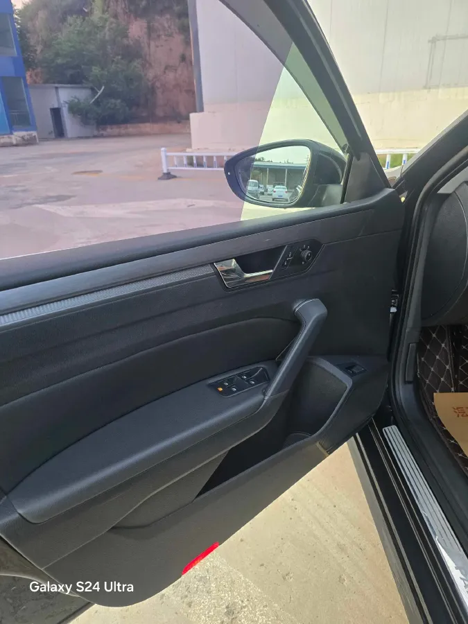2017 Volkswagen Passat 1.8T 180HP L4 7DCT,autocango,china used car exporter,china ev exporter,chinese used car exporter,chinese used ev exporter