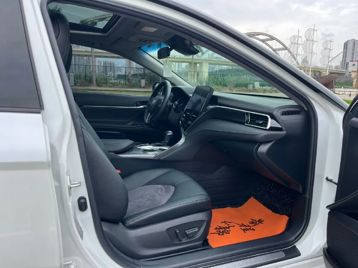 2021 Toyota Camry 2.0L 178HP L4 CVT,autocango,china used car exporter,china ev exporter,chinese used car exporter,chinese used ev exporter