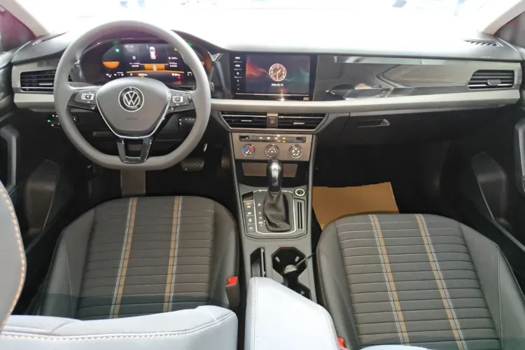 2021 Volkswagen Lavida 1.4T 150HP L4 7DCT,autocango,china used car exporter,china ev exporter,chinese used car exporter,chinese used ev exporter