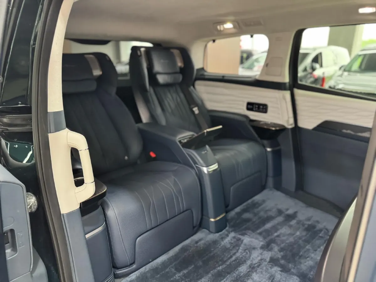 2023 Buick Century 2.0T 237HP L4 9AT,autocango,china used car exporter,china ev exporter,chinese used car exporter,chinese used ev exporter
