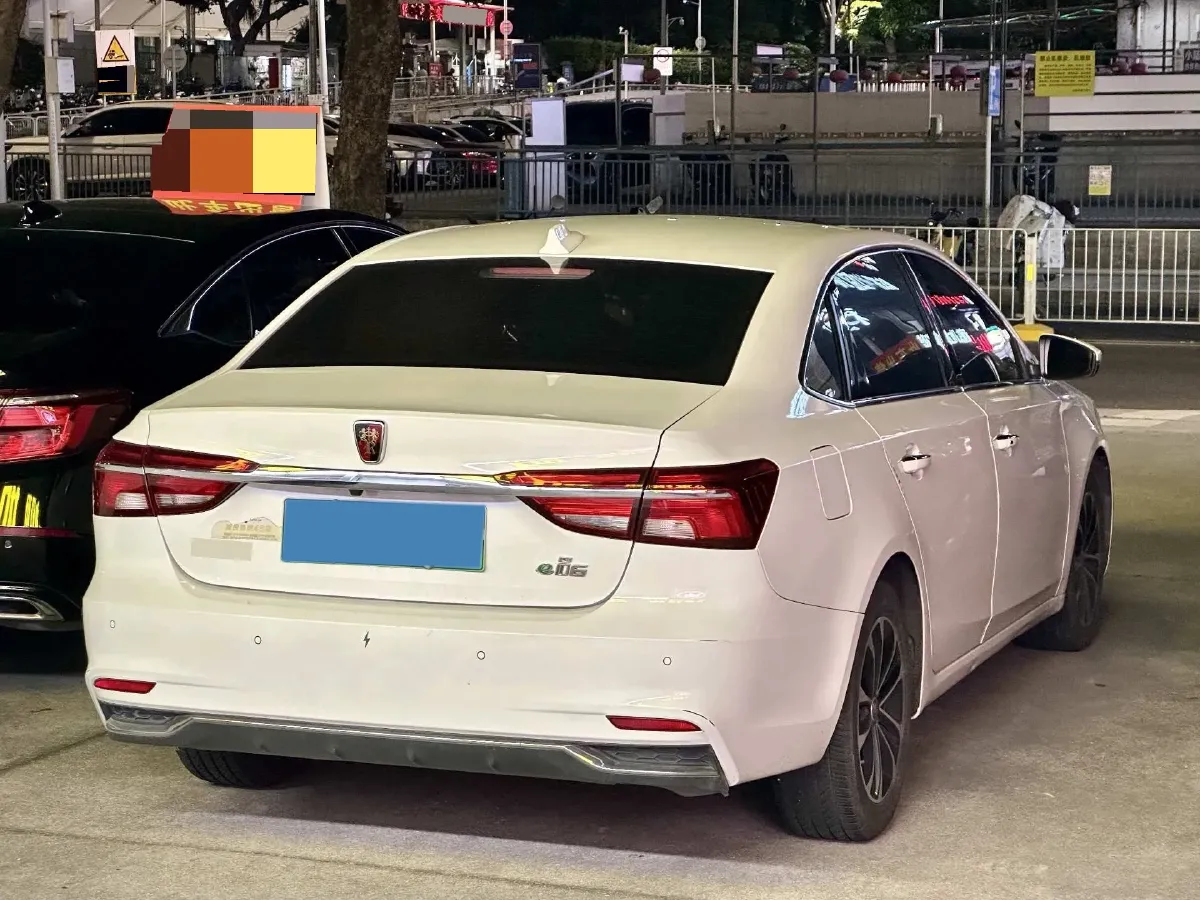 2019 Roewe i6 1.5T 169HP L4 AMT PHEV 9.1KWH,autocango,china used car exporter,china ev exporter,chinese used car exporter,chinese used ev exporter