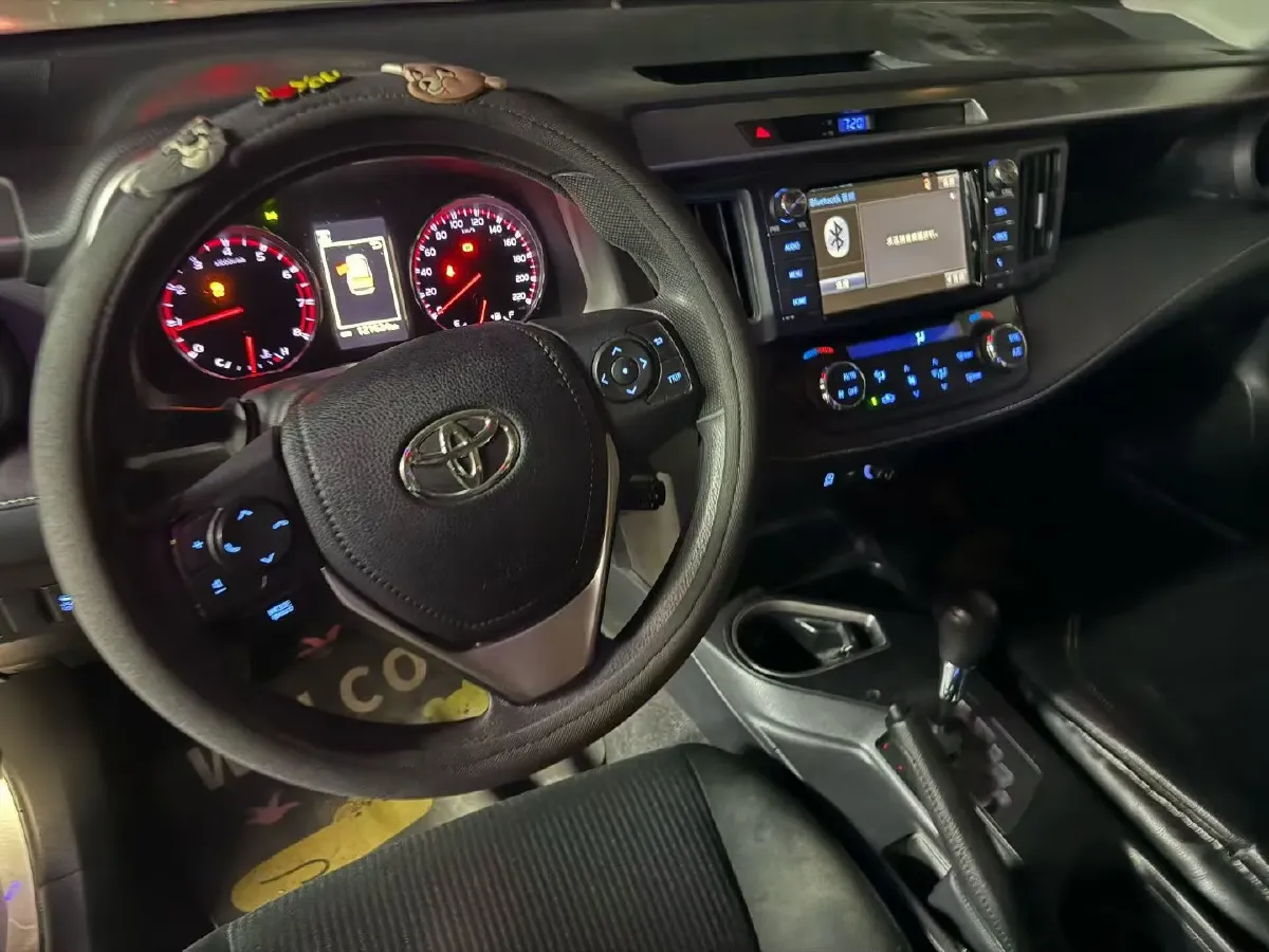 2019 Toyota Camry 2.0L 178HP L4 CVT,autocango,china used car exporter,china ev exporter,chinese used car exporter,chinese used ev exporter