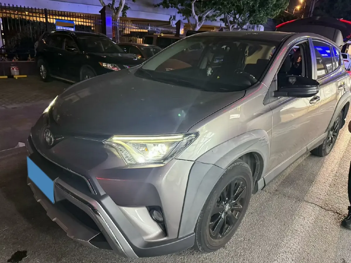 2019 Toyota Camry 2.0L 178HP L4 CVT,autocango,china used car exporter,china ev exporter,chinese used car exporter,chinese used ev exporter