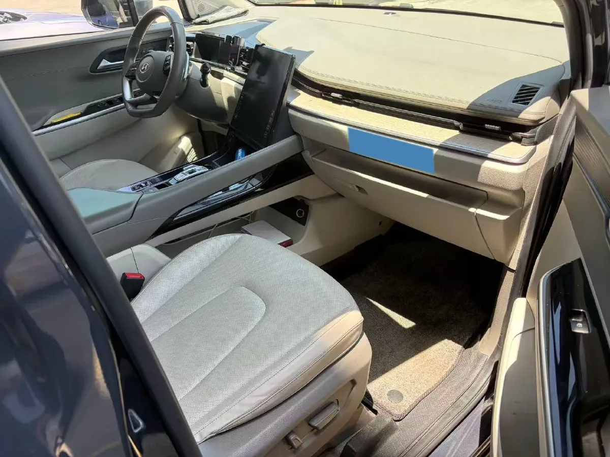 2021 Hyundai Custo 2.0T 236HP L4 8AT,autocango,china used car exporter,china ev exporter,chinese used car exporter,chinese used ev exporter