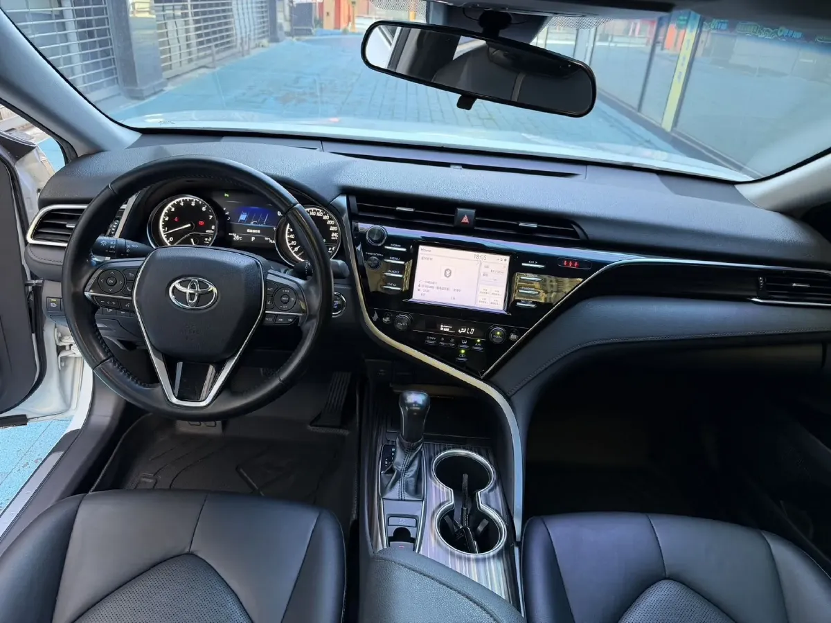 2018 Toyota Camry 2.0L 169HP L4 6AT,autocango,china used car exporter,china ev exporter,chinese used car exporter,chinese used ev exporter