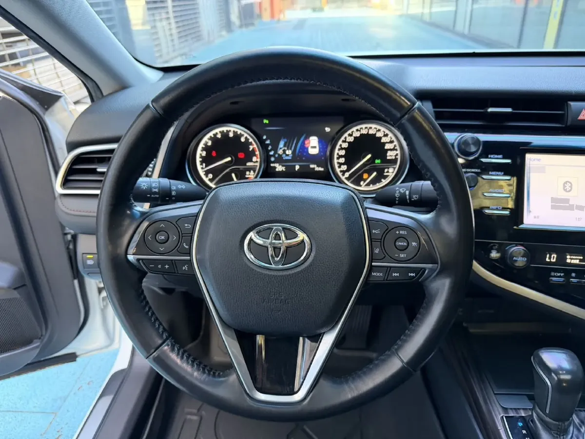 2018 Toyota Camry 2.0L 169HP L4 6AT,autocango,china used car exporter,china ev exporter,chinese used car exporter,chinese used ev exporter