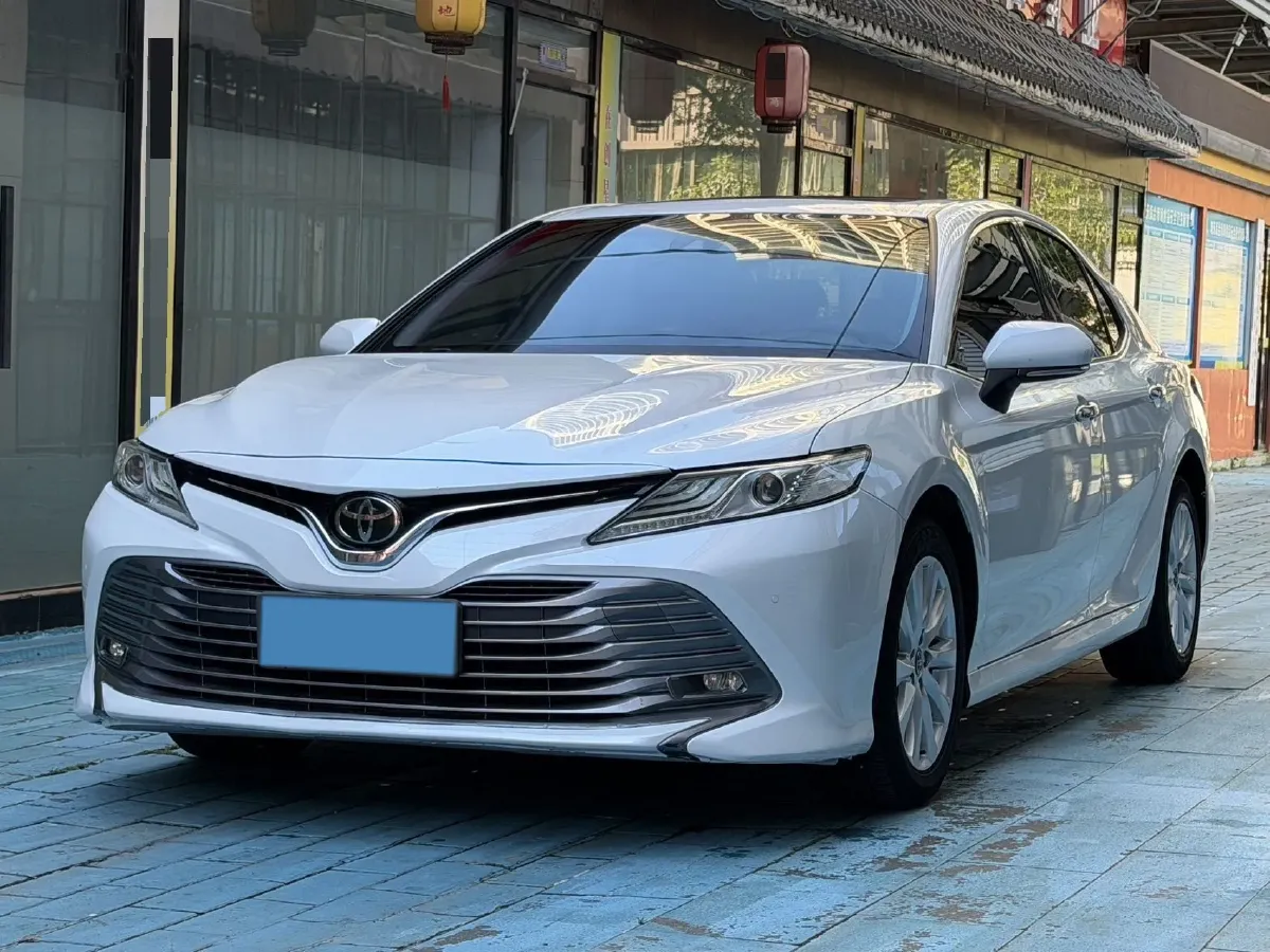 2018 Toyota Camry 2.0L 169HP L4 6AT,autocango,china used car exporter,china ev exporter,chinese used car exporter,chinese used ev exporter