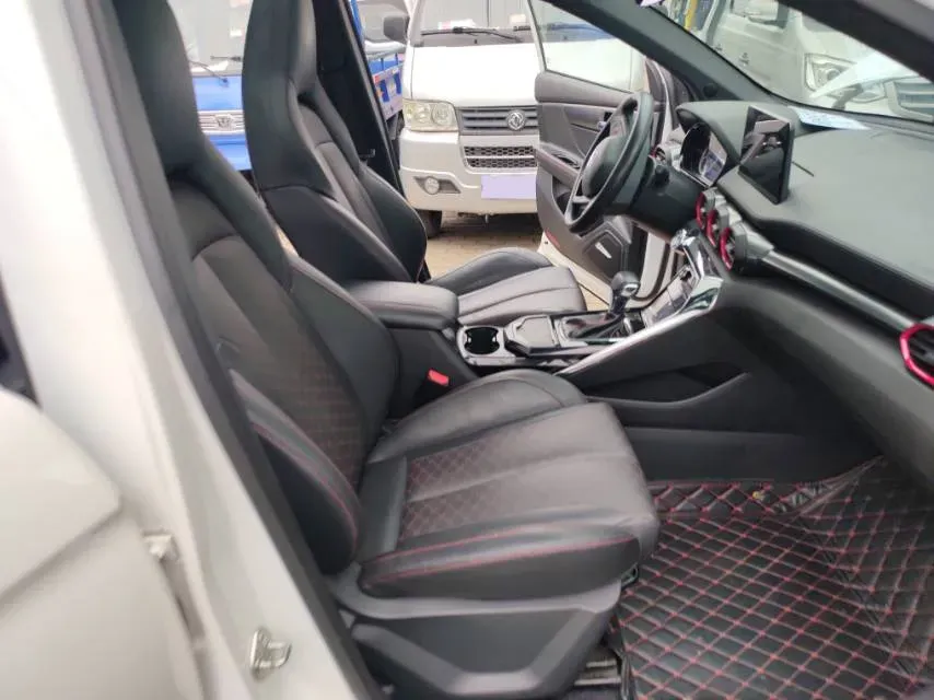 2020 HaiMa 8S 1.6T 195HP L4 6AT,autocango,china used car exporter,china ev exporter,chinese used car exporter,chinese used ev exporter
