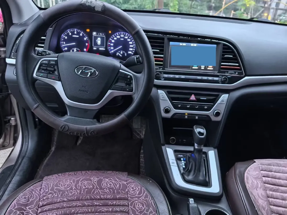 2016 Hyundai Elantra 1.6L 130HP L4 6AT,autocango,china used car exporter,china ev exporter,chinese used car exporter,chinese used ev exporter