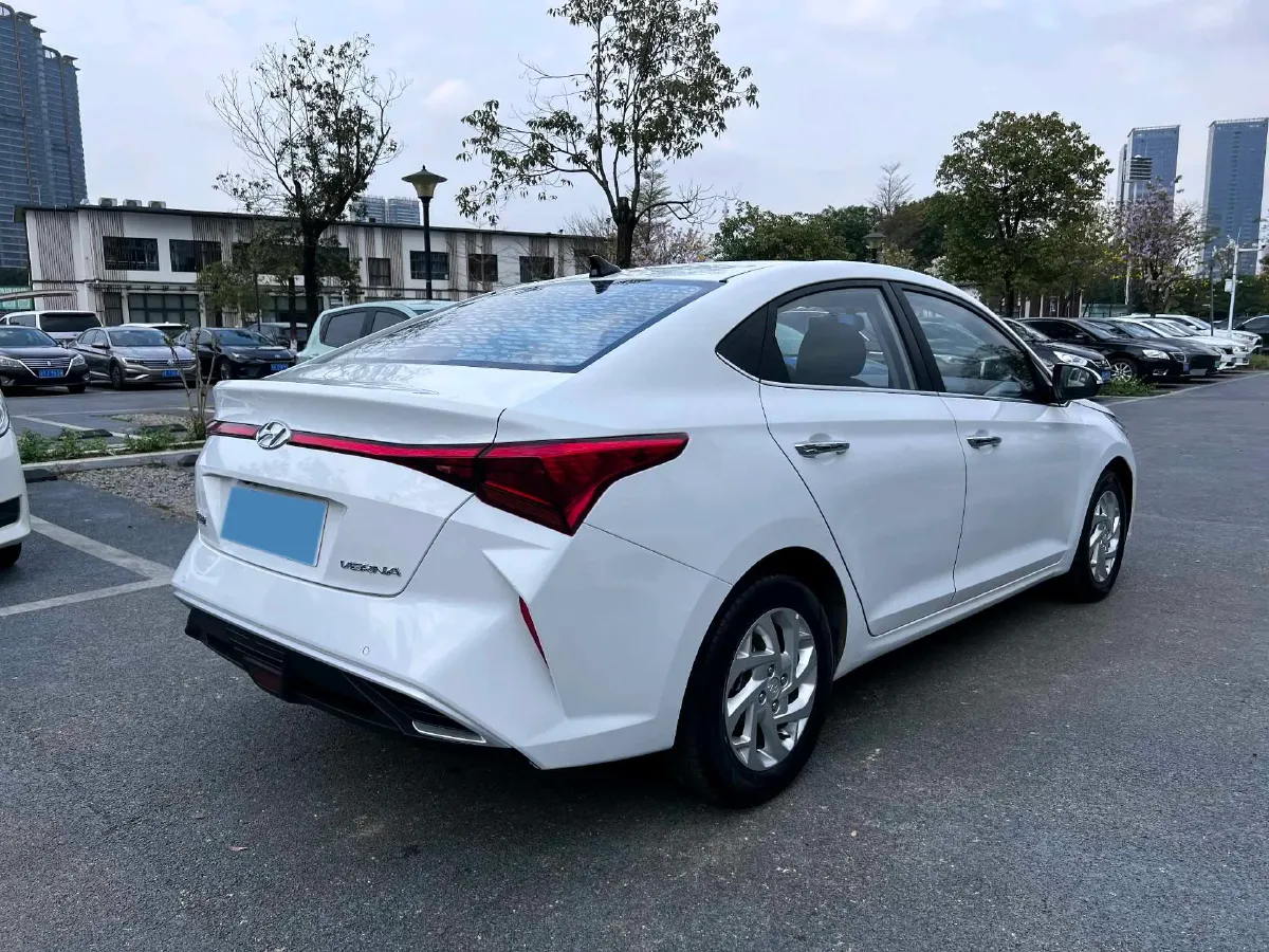 2020 Hyundai Verna 1.4L 100HP L4 6MT,autocango,china used car exporter,china ev exporter,chinese used car exporter,chinese used ev exporter