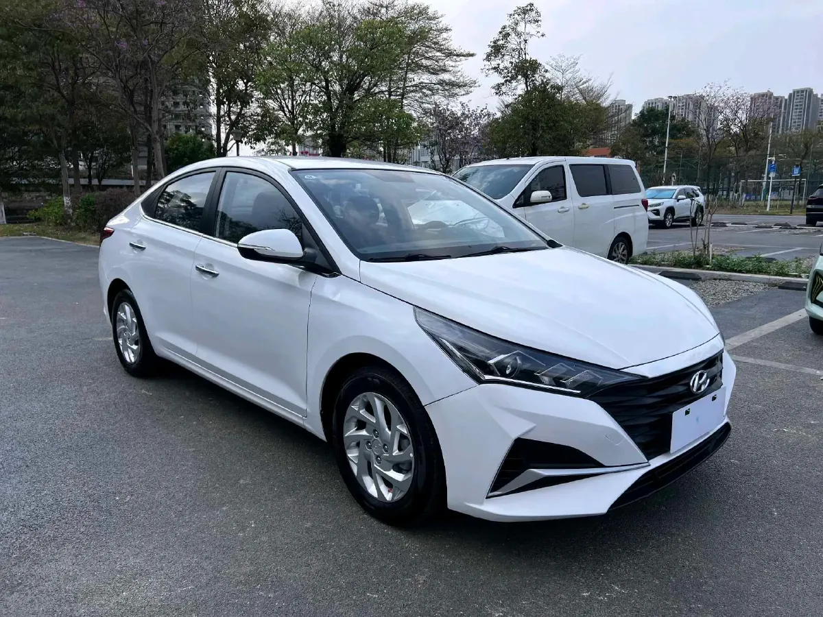 2020 Hyundai Verna 1.4L 100HP L4 6MT,autocango,china used car exporter,china ev exporter,chinese used car exporter,chinese used ev exporter
