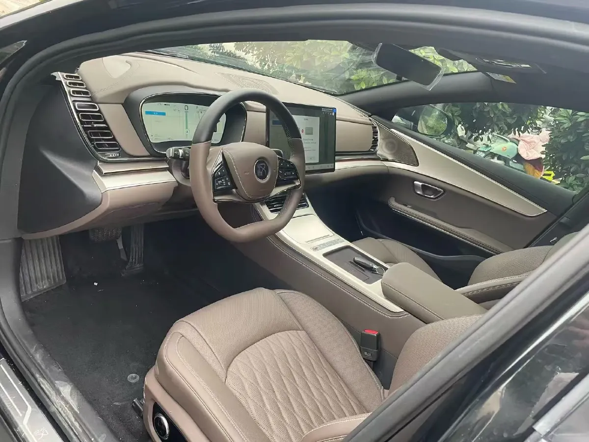 2025 BYD Han 1.5T 156HP L4 E-CVT PHEV,autocango,china used car exporter,china ev exporter,chinese used car exporter,chinese used ev exporter