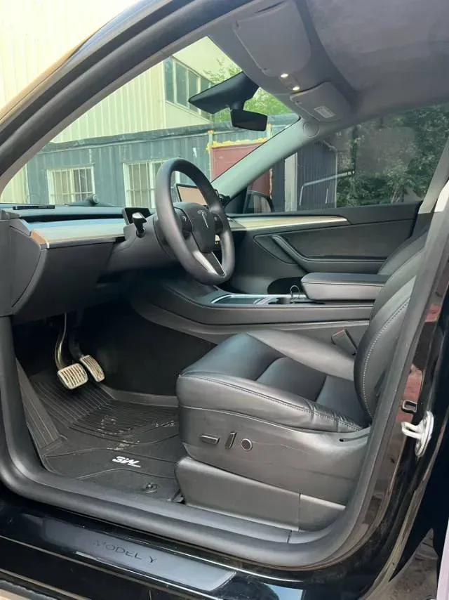 2022 Tesla Model Y BEV 60KWH,autocango,china used car exporter,china ev exporter,chinese used car exporter,chinese used ev exporter