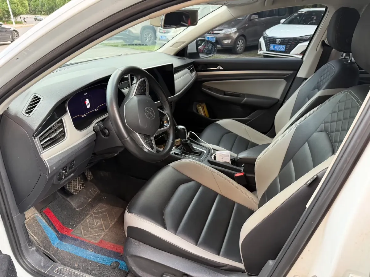 2023 Volkswagen Bora 1.5T 160HP L4 7DCT,autocango,china used car exporter,china ev exporter,chinese used car exporter,chinese used ev exporter