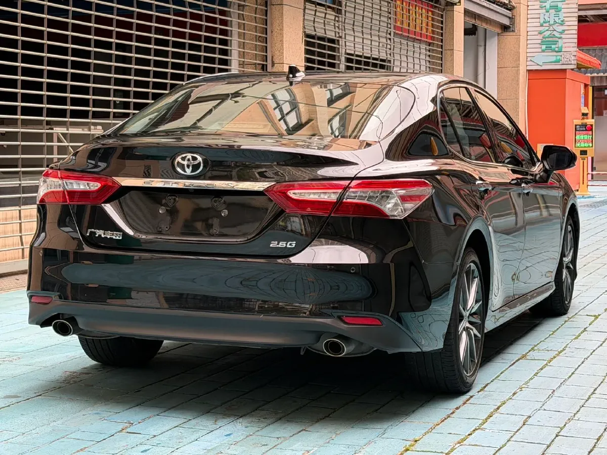 2021 Toyota Camry 2.5L 209HP L4 8AT,autocango,china used car exporter,china ev exporter,chinese used car exporter,chinese used ev exporter