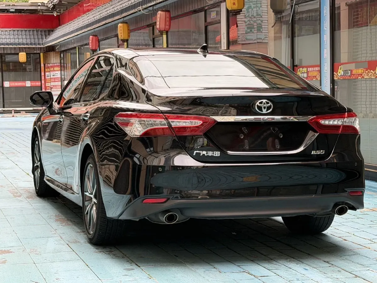 2021 Toyota Camry 2.5L 209HP L4 8AT,autocango,china used car exporter,china ev exporter,chinese used car exporter,chinese used ev exporter