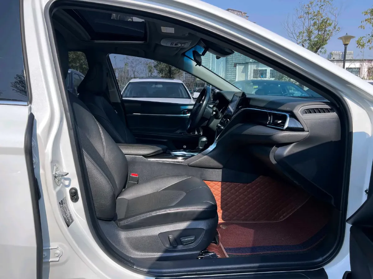 2021 Toyota Camry 2.5L 178HP L4 E-CVT Hybrid,autocango,china used car exporter,china ev exporter,chinese used car exporter,chinese used ev exporter