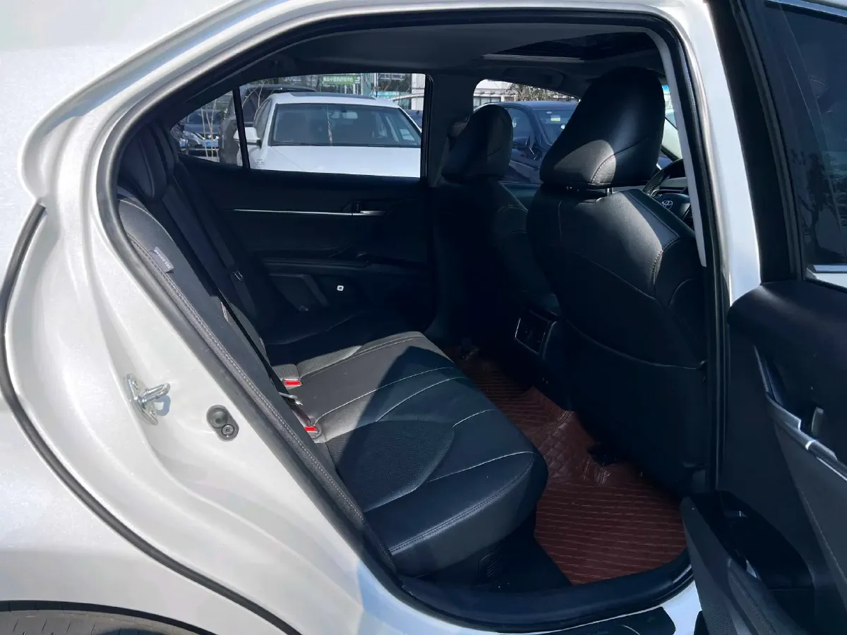 2021 Toyota Camry 2.5L 178HP L4 E-CVT Hybrid,autocango,china used car exporter,china ev exporter,chinese used car exporter,chinese used ev exporter
