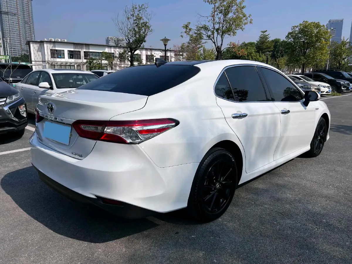 2021 Toyota Camry 2.5L 178HP L4 E-CVT Hybrid,autocango,china used car exporter,china ev exporter,chinese used car exporter,chinese used ev exporter