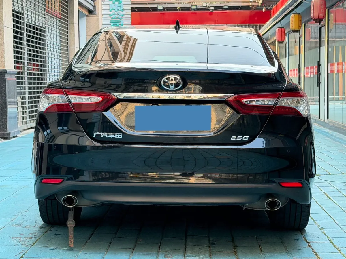 2021 Toyota Camry 2.5L 209HP L4 8AT,autocango,china used car exporter,china ev exporter,chinese used car exporter,chinese used ev exporter