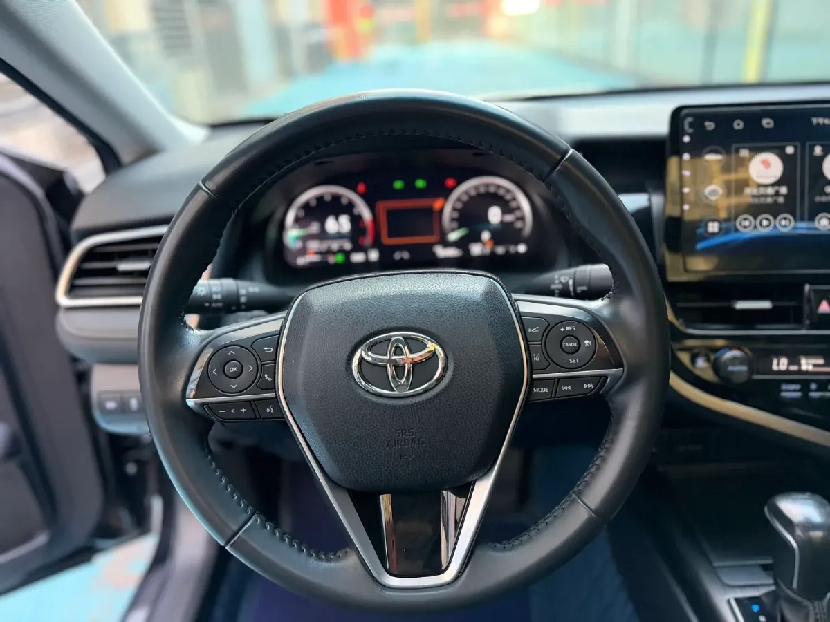 2021 Toyota Camry 2.5L 209HP L4 8AT,autocango,china used car exporter,china ev exporter,chinese used car exporter,chinese used ev exporter