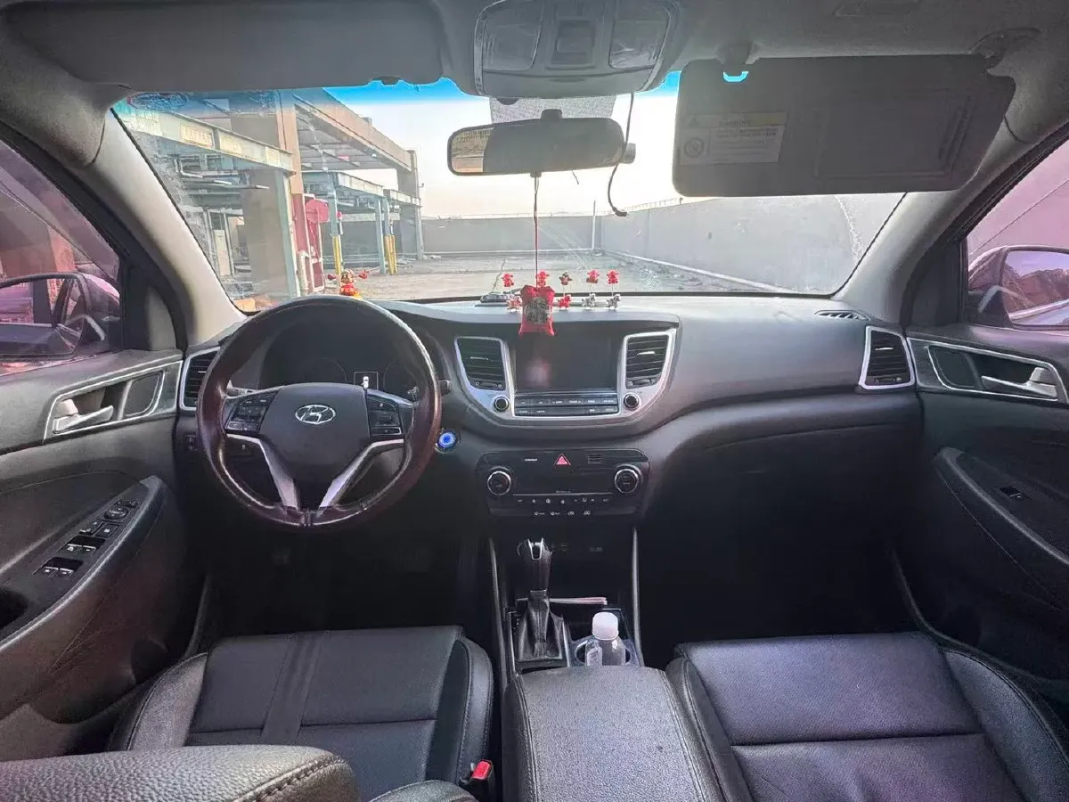 2015 Hyundai Tucson 1.6T 177HP L4 7DCT,autocango,china used car exporter,china ev exporter,chinese used car exporter,chinese used ev exporter