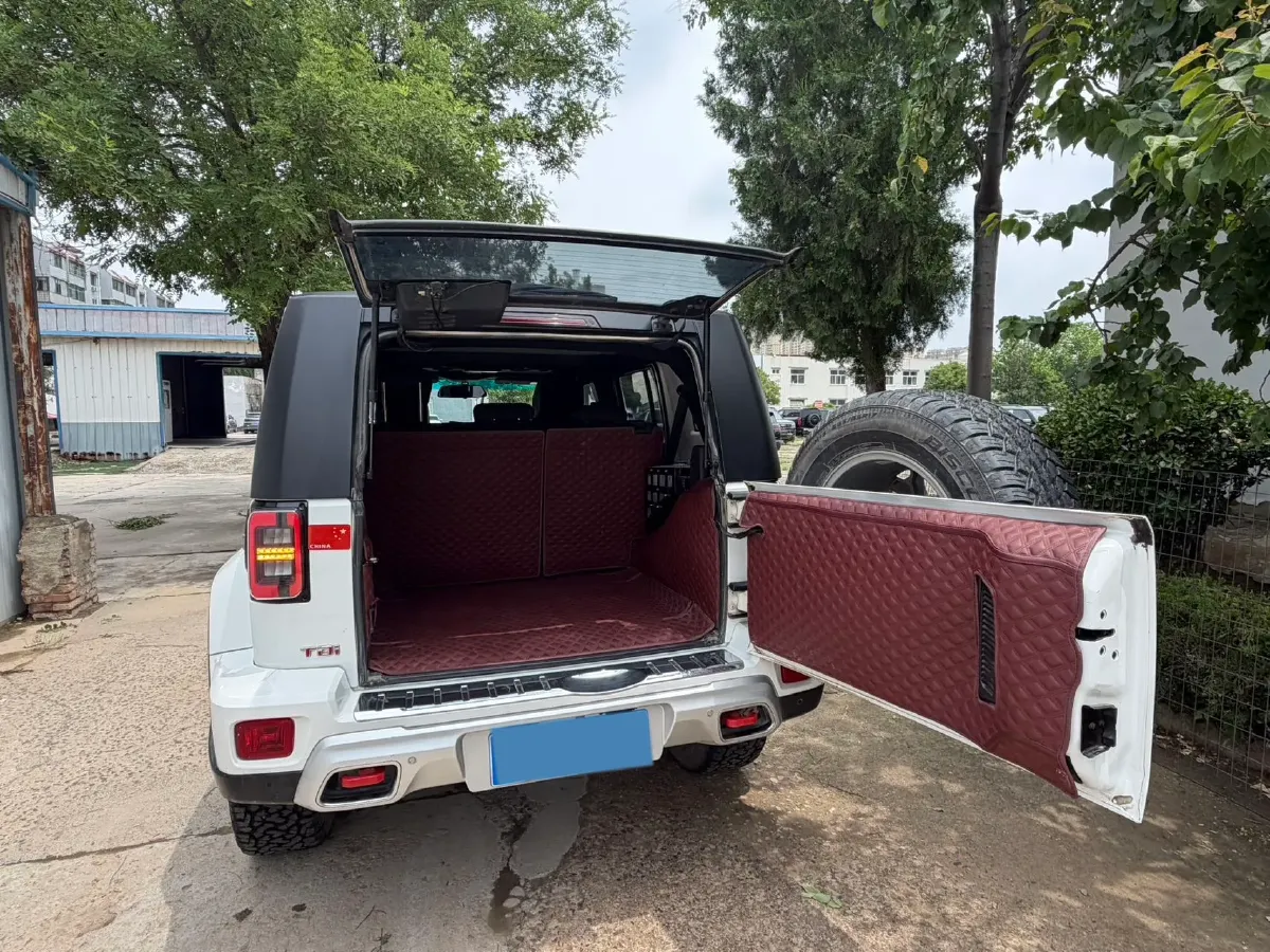 2018 Beijing BJ40 2.0T 150HP L4 6MT,autocango,china used car exporter,china ev exporter,chinese used car exporter,chinese used ev exporter