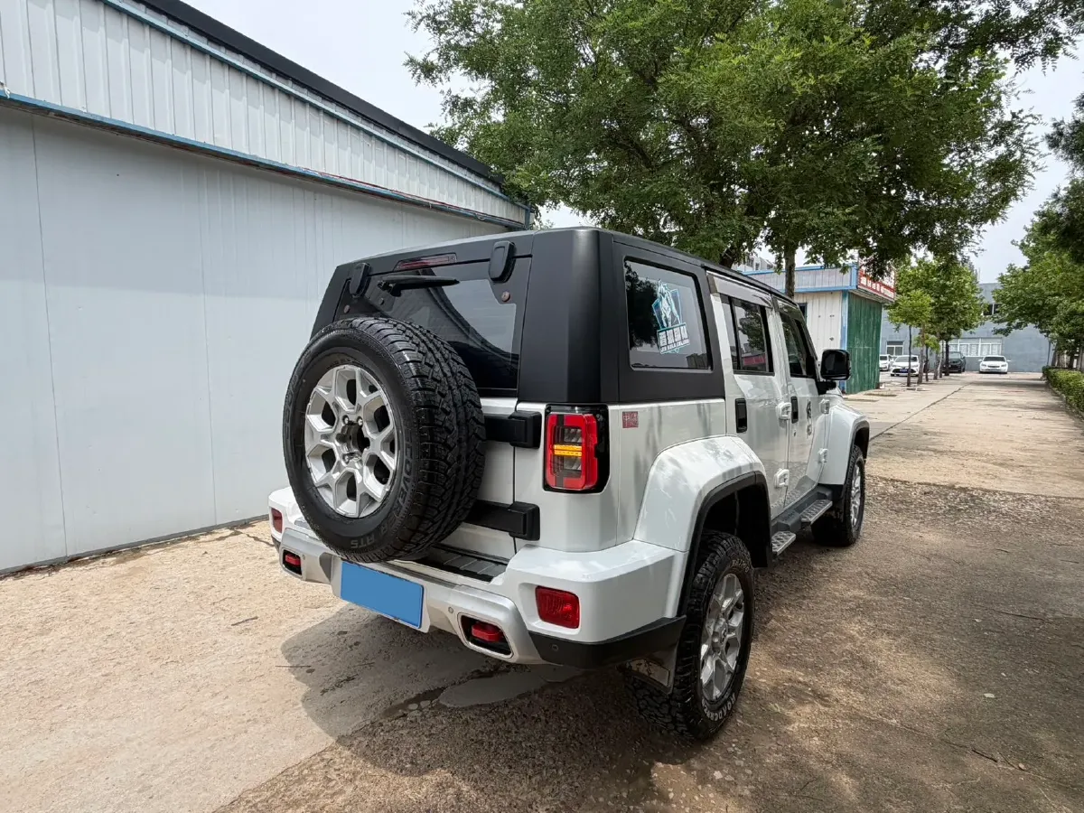 2018 Beijing BJ40 2.0T 150HP L4 6MT,autocango,china used car exporter,china ev exporter,chinese used car exporter,chinese used ev exporter