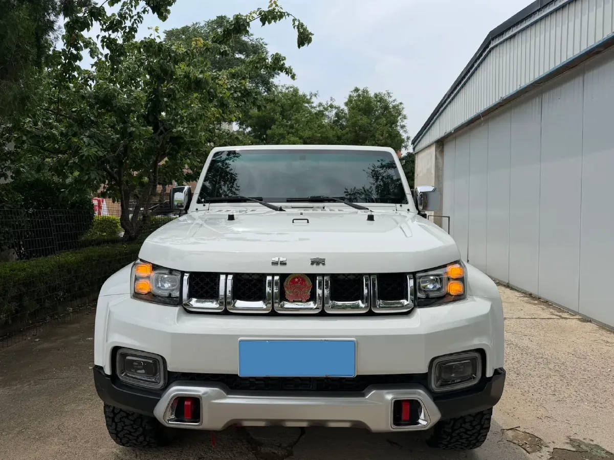 2018 Beijing BJ40 2.0T 150HP L4 6MT,autocango,china used car exporter,china ev exporter,chinese used car exporter,chinese used ev exporter