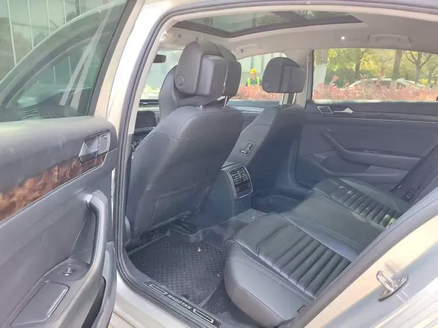 2019 Volkswagen Tayron 2.0T 186HP L4 7DCT,autocango,china used car exporter,china ev exporter,chinese used car exporter,chinese used ev exporter