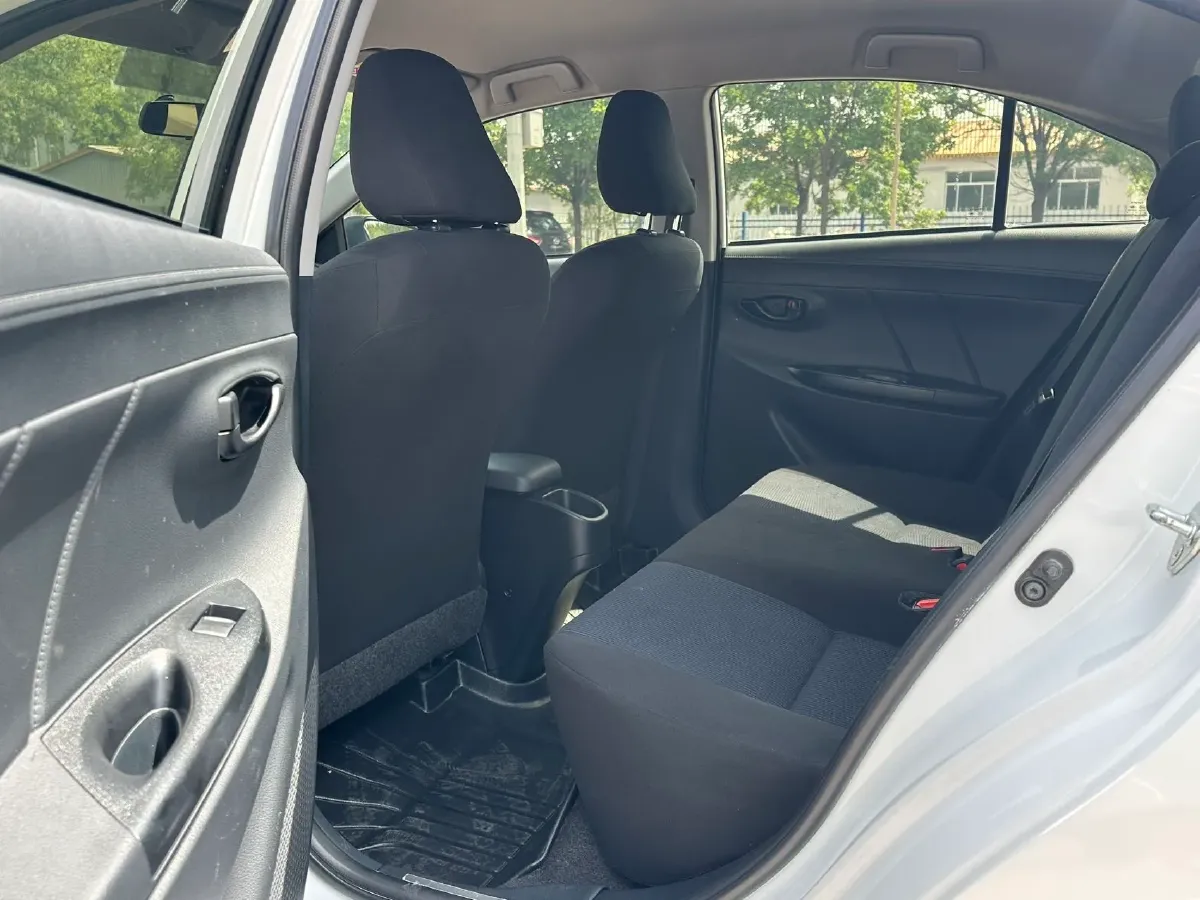 2018 Toyota Yaris L 1.5L 107HP L4 CVT,autocango,china used car exporter,china ev exporter,chinese used car exporter,chinese used ev exporter