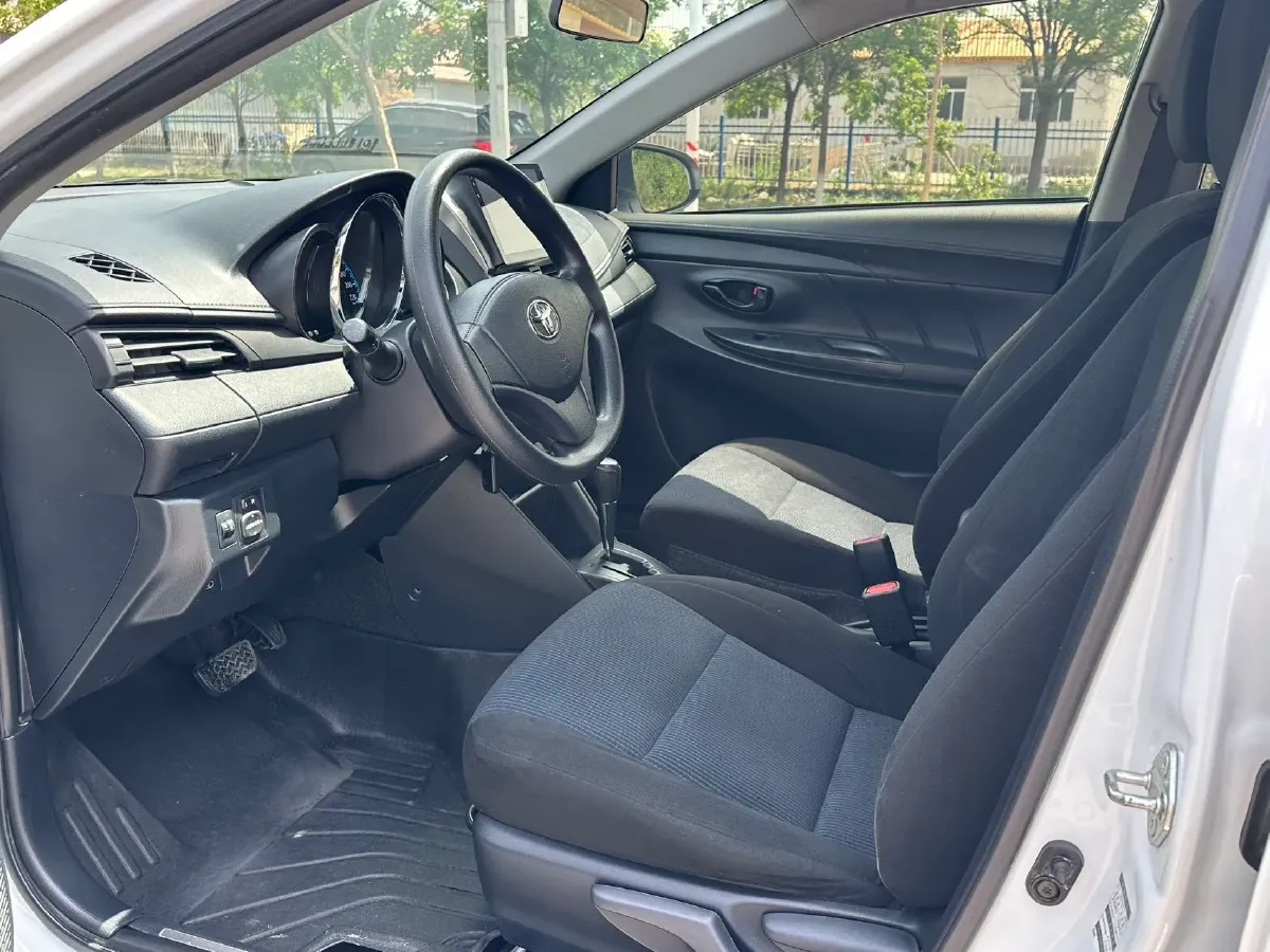 2018 Toyota Yaris L 1.5L 107HP L4 CVT,autocango,china used car exporter,china ev exporter,chinese used car exporter,chinese used ev exporter