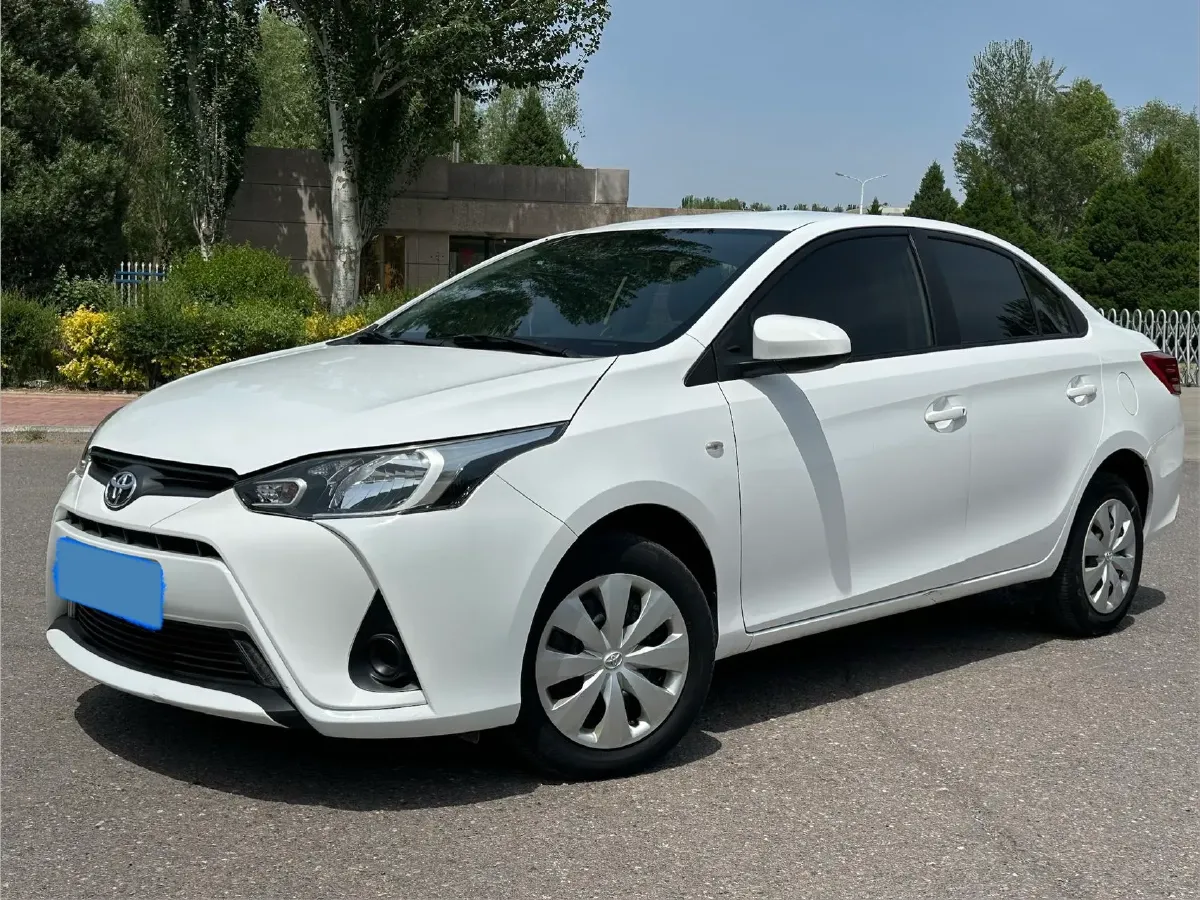 2018 Toyota Yaris L 1.5L 107HP L4 CVT,autocango,china used car exporter,china ev exporter,chinese used car exporter,chinese used ev exporter