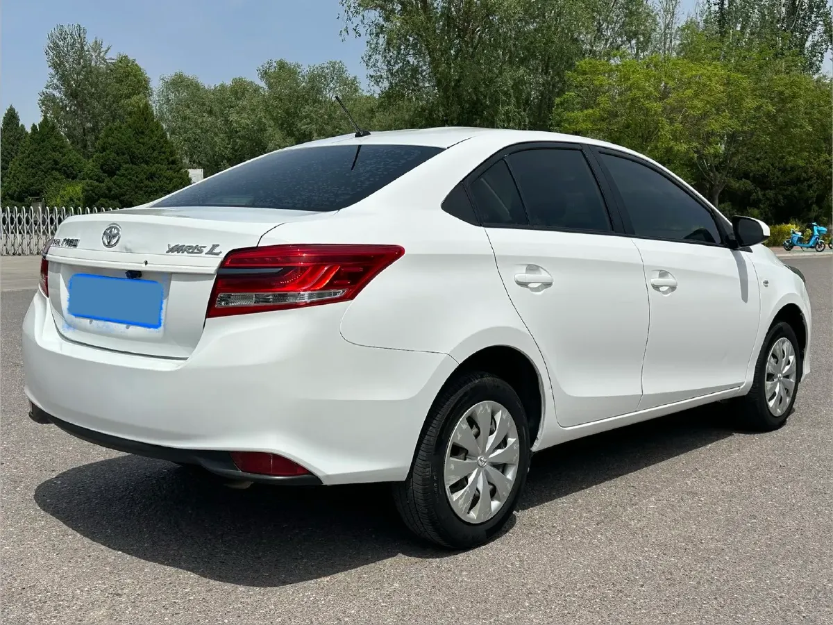 2018 Toyota Yaris L 1.5L 107HP L4 CVT,autocango,china used car exporter,china ev exporter,chinese used car exporter,chinese used ev exporter