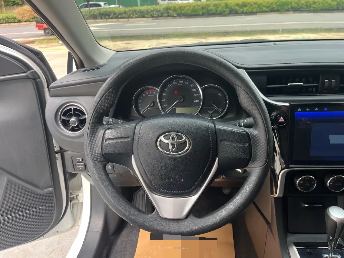 2017 Toyota Corolla 1.2T 116HP L4 CVT,autocango,china used car exporter,china ev exporter,chinese used car exporter,chinese used ev exporter