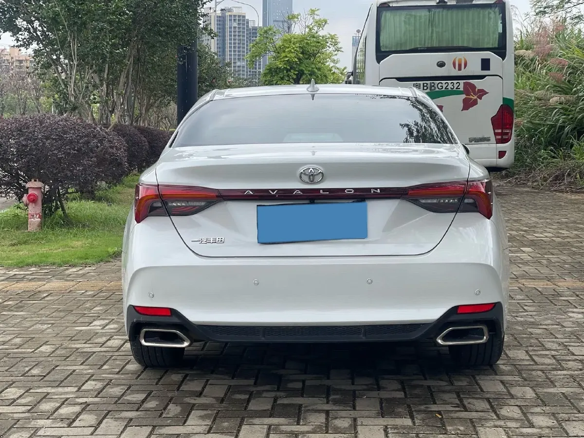 2022 Toyota Avalon 2.0L 178HP L4 CVT,autocango,china used car exporter,china ev exporter,chinese used car exporter,chinese used ev exporter