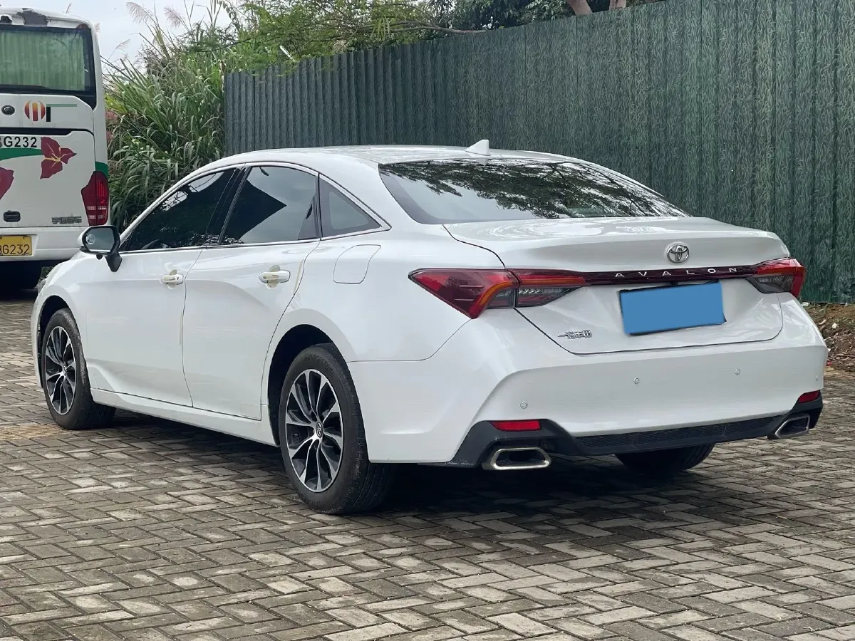 2022 Toyota Avalon 2.0L 178HP L4 CVT,autocango,china used car exporter,china ev exporter,chinese used car exporter,chinese used ev exporter