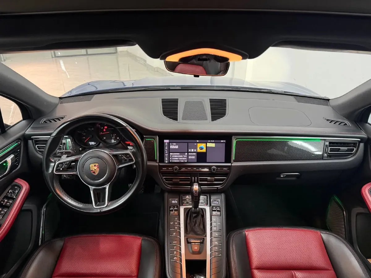 2018 Porsche Macan 2.0T 252HP L4 7DCT,autocango,china used car exporter,china ev exporter,chinese used car exporter,chinese used ev exporter