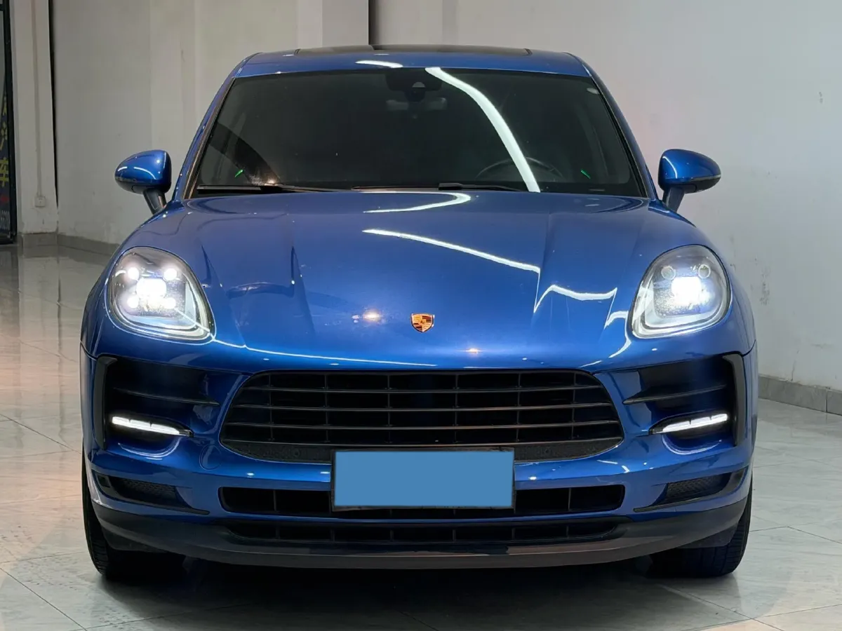 2018 Porsche Macan 2.0T 252HP L4 7DCT,autocango,china used car exporter,china ev exporter,chinese used car exporter,chinese used ev exporter