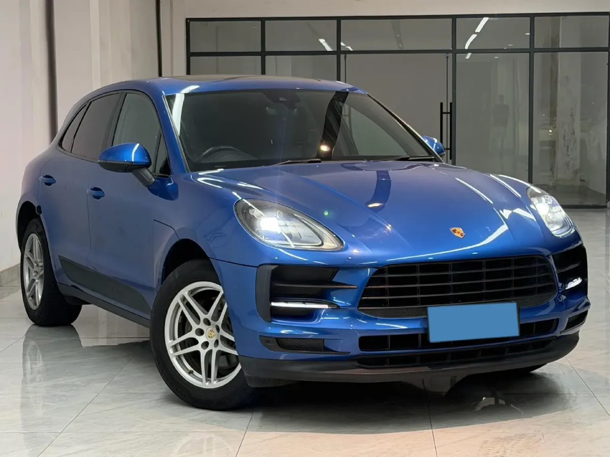 2018 Porsche Macan 2.0T 252HP L4 7DCT,autocango,china used car exporter,china ev exporter,chinese used car exporter,chinese used ev exporter