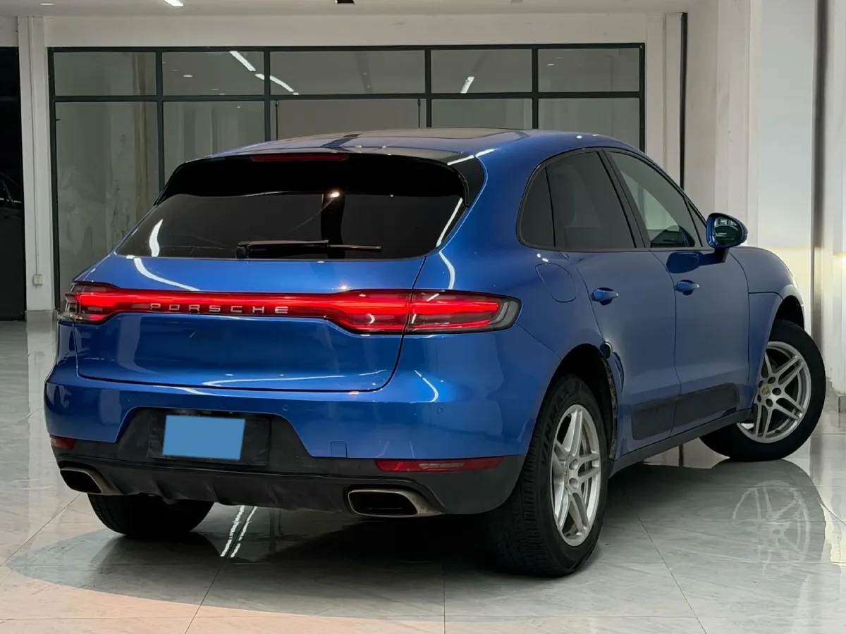 2018 Porsche Macan 2.0T 252HP L4 7DCT,autocango,china used car exporter,china ev exporter,chinese used car exporter,chinese used ev exporter