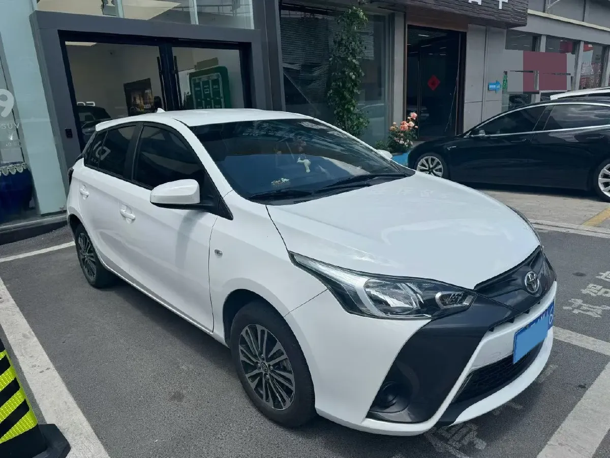 2022 Toyota Yaris L 1.5L 112HP L4 CVT,autocango,china used car exporter,china ev exporter,chinese used car exporter,chinese used ev exporter
