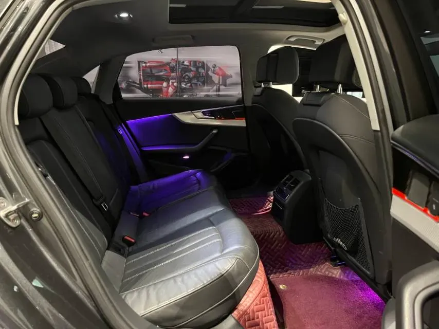2020 Audi A4L 2.0T 190HP L4 7DCT,autocango,china used car exporter,china ev exporter,chinese used car exporter,chinese used ev exporter