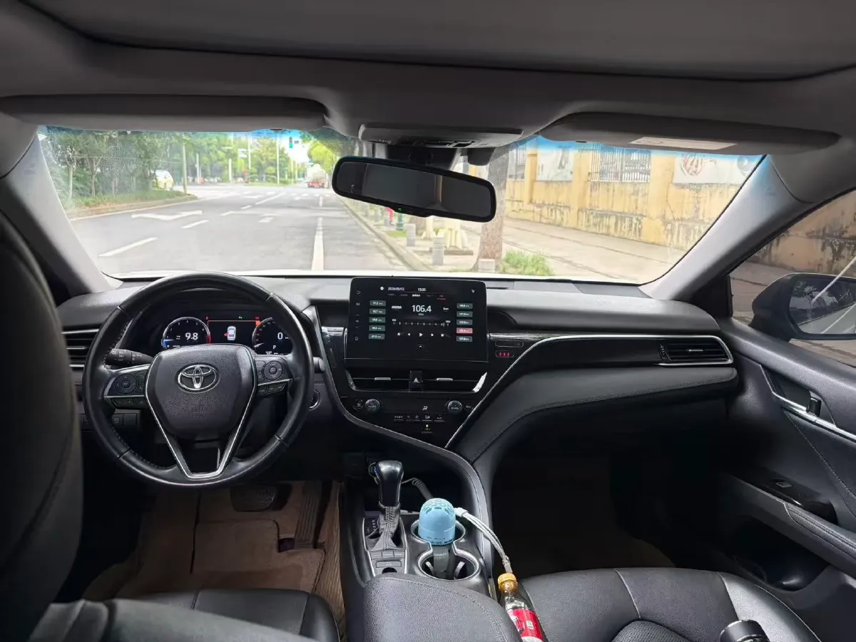 2021 Toyota Camry 2.5L 209HP L4 8AT,autocango,china used car exporter,china ev exporter,chinese used car exporter,chinese used ev exporter